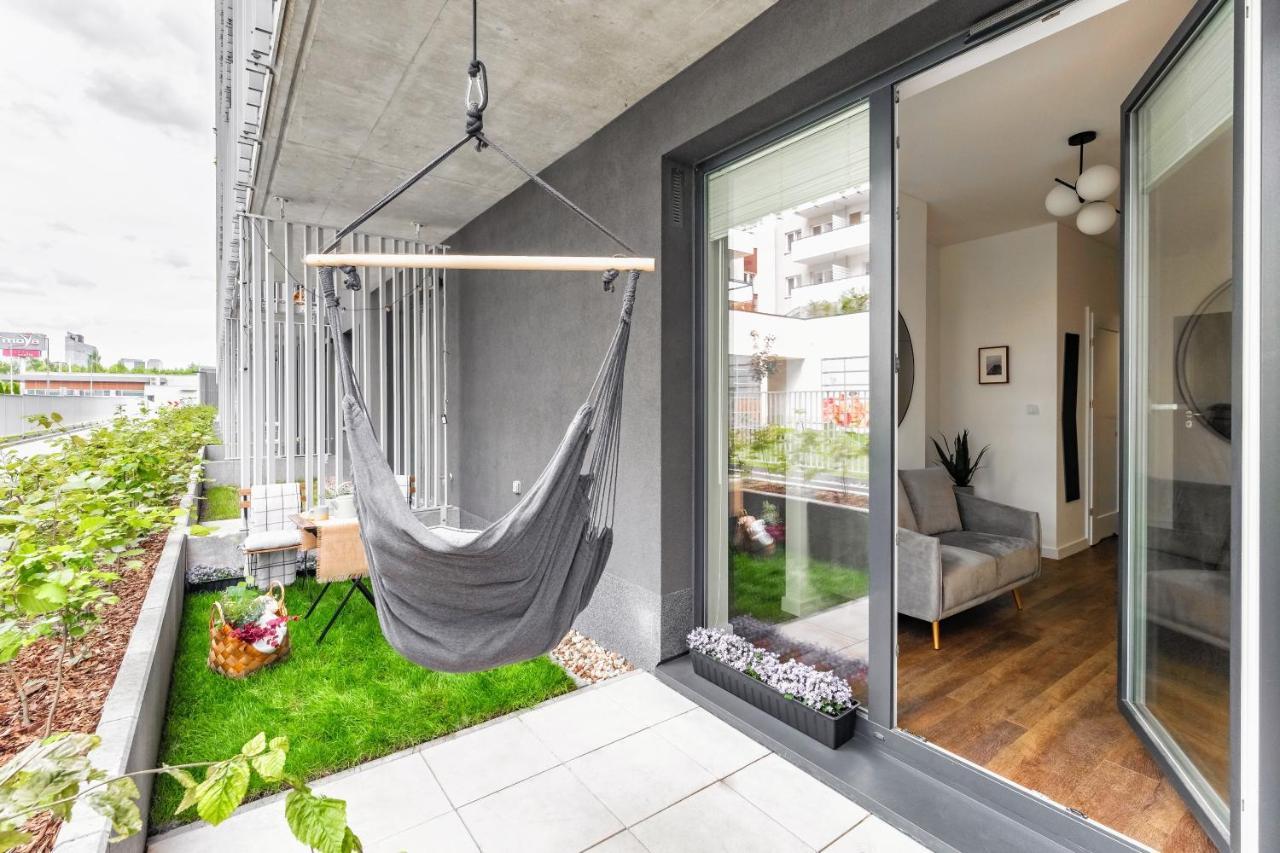 Apartament Mieszkanie Z Mini Ogródkiem Hamak Brazylijski Warszawa